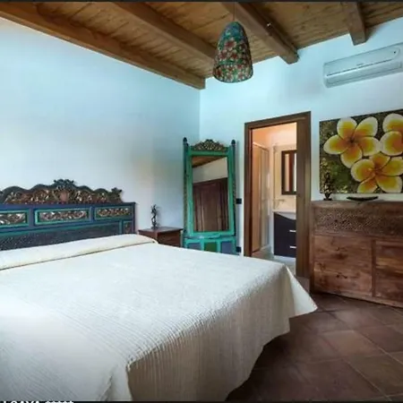 Villa Rumah Saya Campofelice di Roccella